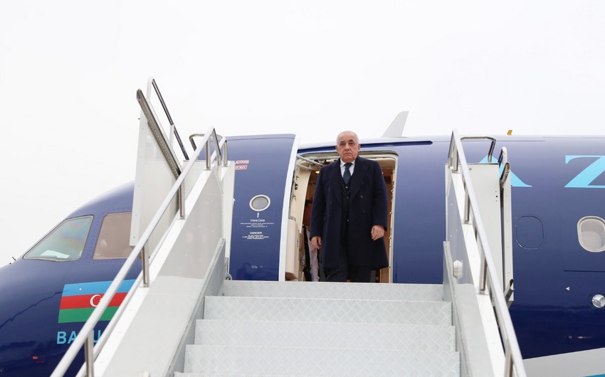 Премьер-министр Азербайджана отправился в Казахстан
