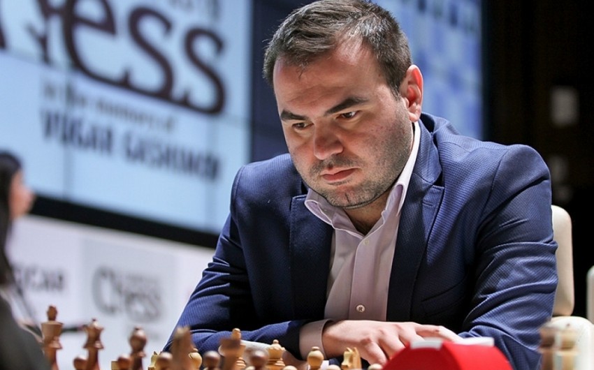 Шахрияр Мамедъяров начал международный турнир с победы над чемпионом мира