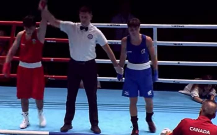 Азербайджанский боксер одержал очередную победу на чемпионате мира
