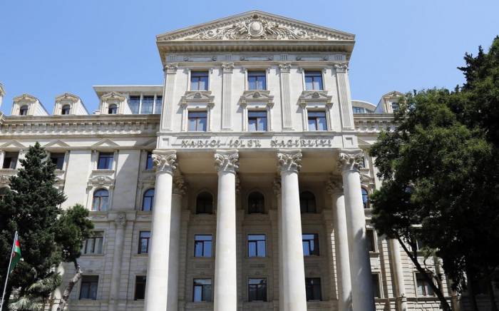 В МИД отвергли обвинения Пашиняна в препятствии Баку нормализации турецко-армянских отношений

