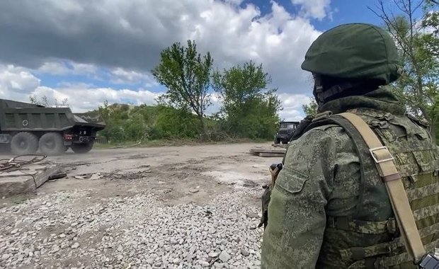 Минобороны РФ сообщило о переходе ВС на подготовленные позиции на левом берегу Днепра
