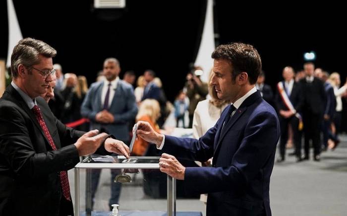 Во Франции расследуют нелегальное финансирование избирательной кампании Макрона
