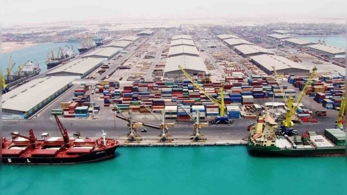 Иран готов предоставить Казахстану землю в порту Персидского залива
