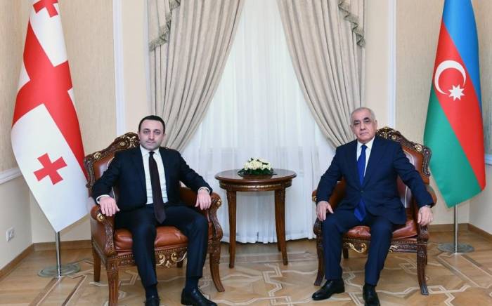 Премьер-министры Азербайджана и Грузии провели телефонную беседу
