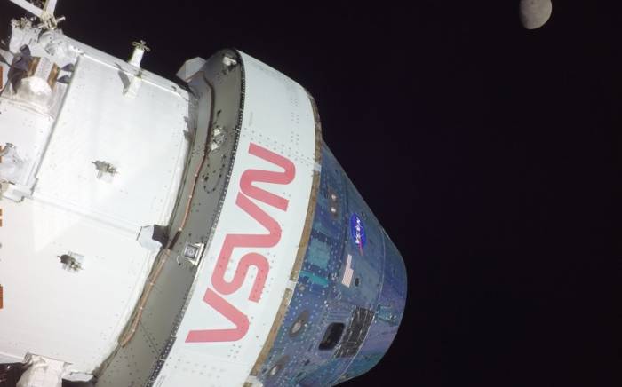 В NASA заявили об успешном полете корабля Orion к Луне
