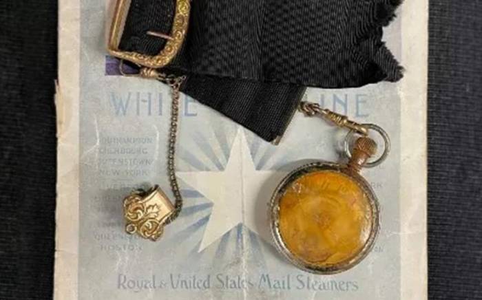 Карманные часы почтальона с "Титаника" ушли с молотка за $116 тысяч
