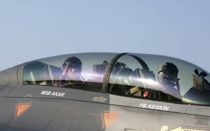 В Турции продлят срок службы истребителей F-16
