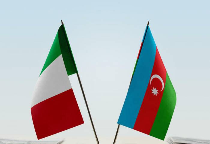 Посольство Италии поздравило Азербайджан с Днем Победы
