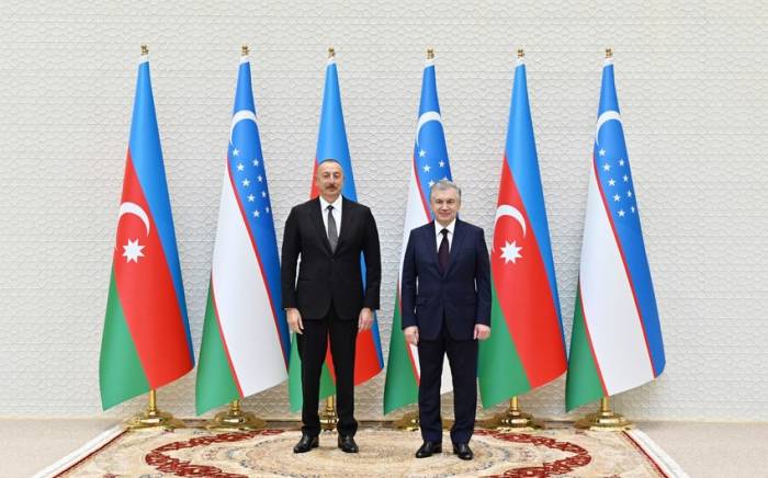 В Самарканде проходит встреча президентов Азербайджана и Узбекистана
