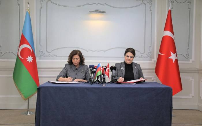 Азербайджан и Турция подписали еще один документ
