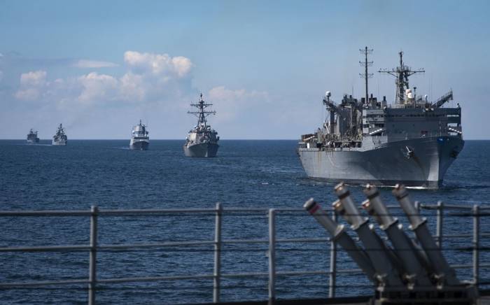 В Эстонию прибыли корабли НАТО
