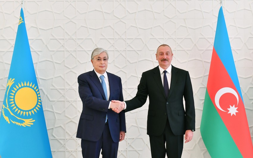 Азербайджанский лидер поздравил Токаева с переизбранием на пост президента Казахстана