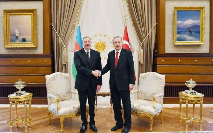 Президент Азербайджана поздравил турецкого коллегу с началом серийного производства Togg
