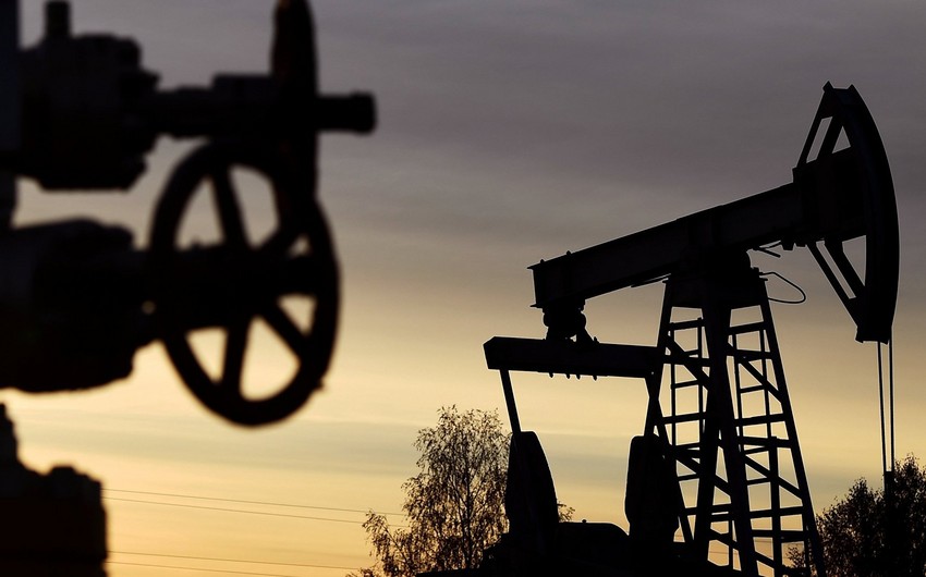 Цена азербайджанской нефти снизилась до 96 долларов