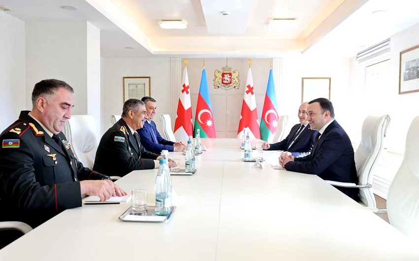Закир Гасанов обсудил с премьер-министром Грузии военно-политическую ситуацию в регионе