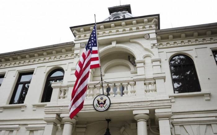 Посольство США в Кишиневе получило подозрительный пакет
