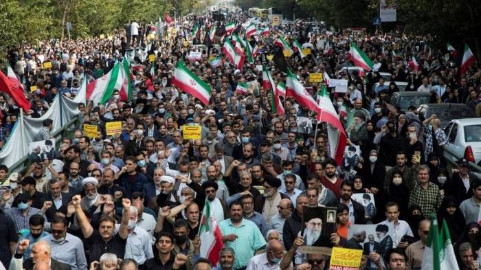 В Иране казнили уже двух участников массовых акций протеста
