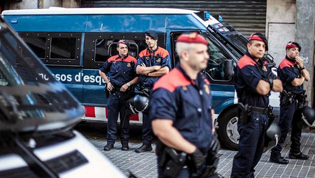 Испанские спецслужбы обнаружили третью посылку с бомбой за сутки
