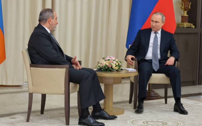 Кремль: Путин и Пашинян в Петербурге детально обсуждали ситуацию в Карабахе 
