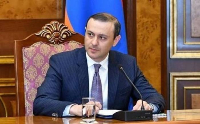 Глава Совбеза Армении обвинил российскую сторону
