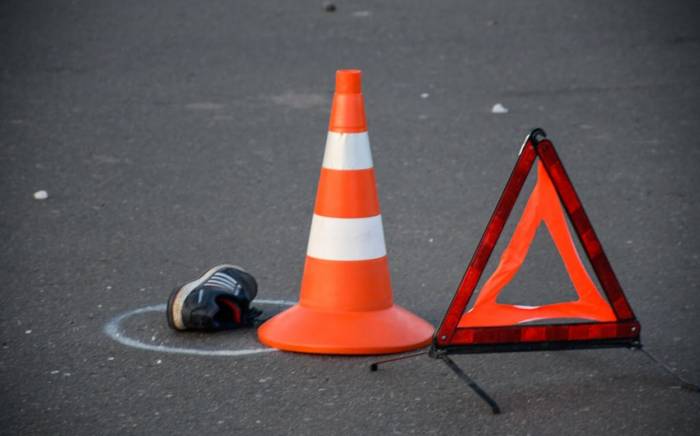В Баку 9-летний ребенок получил серьезные травмы при наезде автомобиля

