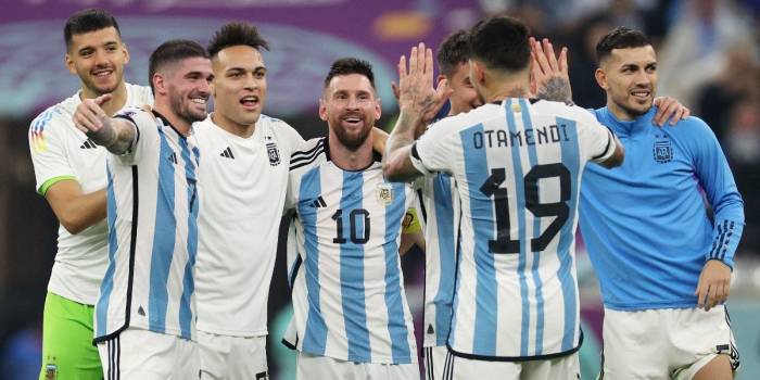 ЧМ-2022: Аргентина в третий раз стала чемпионом мира, обыграв в финале Францию
 -ОБНОВЛЕНО
