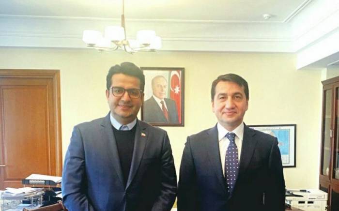 Хикмет Гаджиев встретился с послом Ирана в Азербайджане
