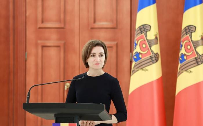 Президент Молдовы поздравила Ильхама Алиева
