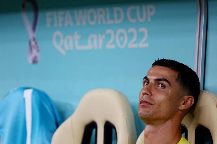 Роналду не вошел в стартовый состав сборной Португалии на четвертьфинал ЧМ-2022 с Марокко