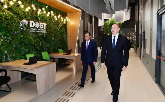Президент Ильхам Алиев принял участие в открытии в Баку Центра DOST номер 5
