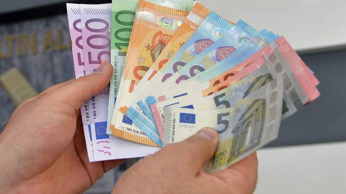 Евро исключили из валютной корзины Беларуси
