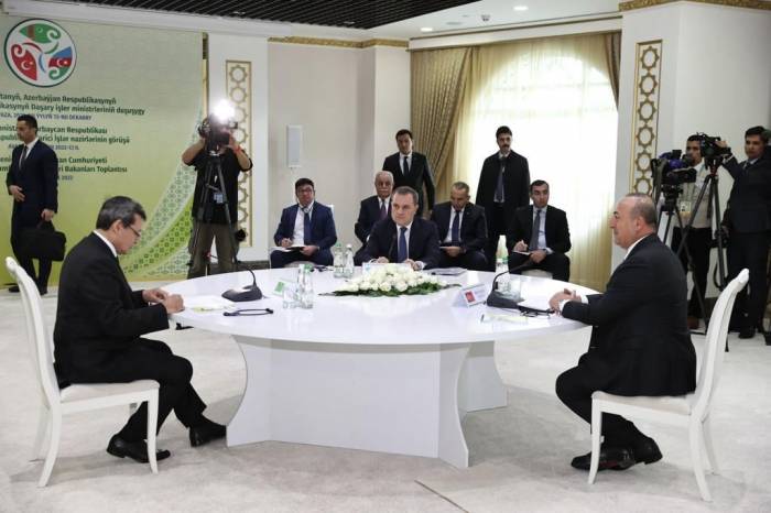 Проходит встреча глав МИД Азербайджана, Турции и Туркменистана-ФОТО