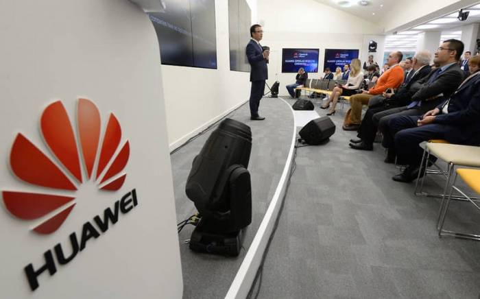 Huawei закрывает в России подразделение корпоративных продаж
