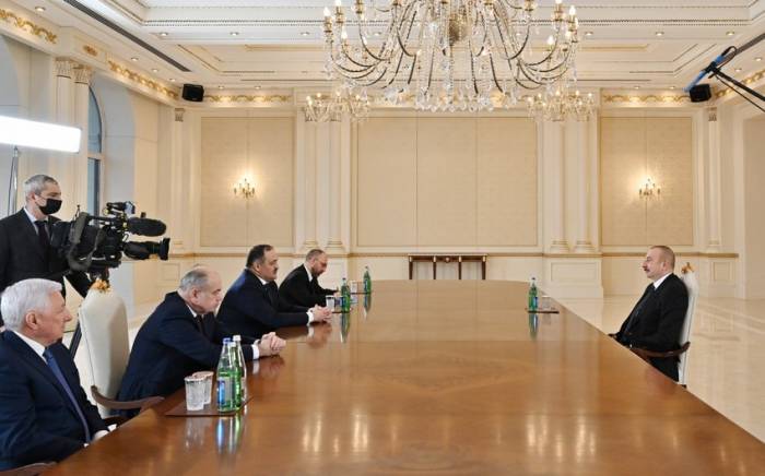 Президент Ильхам Алиев принял руководителя Республики Дагестан Российской Федерации
