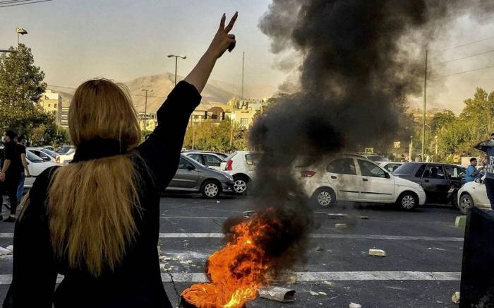 В Иране число убитых с начала протестов достигло почти 490
