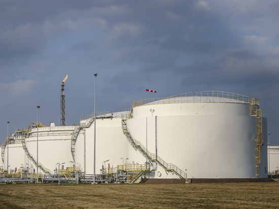 Reuters: нефтепереработка в России упадет на 15 процентов
