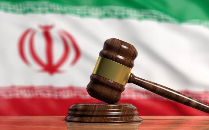 Суд Ирана приговорил к смерти советника экс-главы Минобороны
