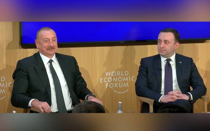 Президент Ильхам Алиев принял участие в панельном заседании в рамках ВЭФ -ФОТО