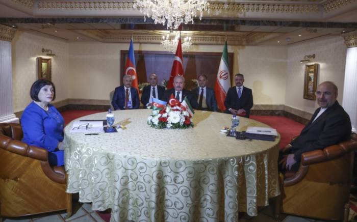 Спикеры парламентов Азербайджана, Турции и Ирана обсудили региональные проблемы
