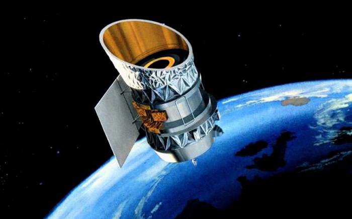 Неработающий спутник NASA упал на Землю после 38 лет вращения вокруг планеты
