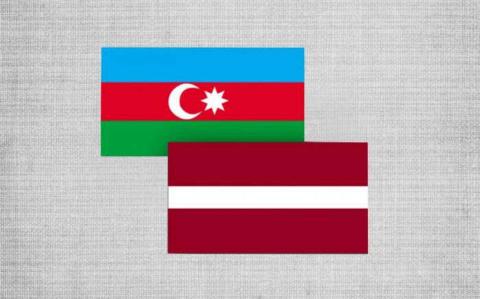 Посол Азербайджана провел встречу с парламентским секретарем МИД Латвии
