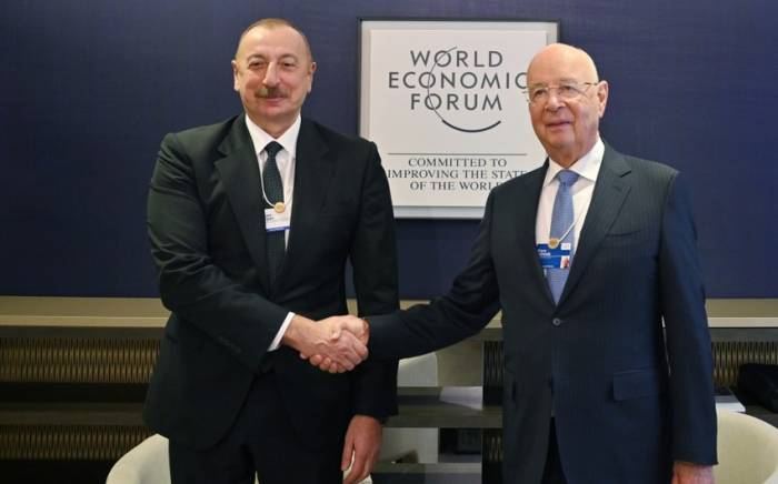 Президент Ильхам Алиев встретился с председателем Всемирного экономического форума
