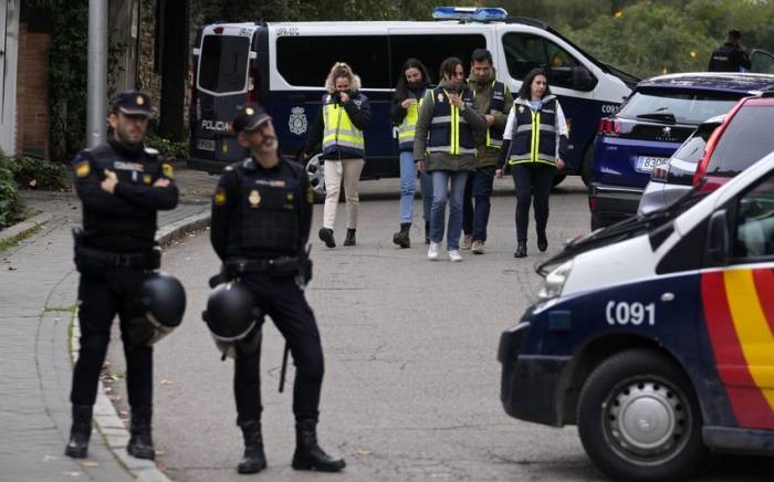 Арестован подозреваемый в отправке писем со взрывчаткой в посольство Украины в Мадриде
