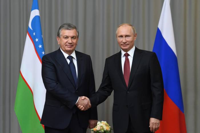 Мирзиёев и Путин обсудили укрепление партнерства между странами