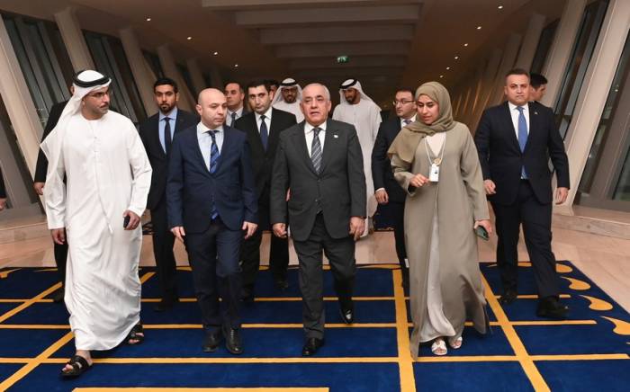 Премьер-министр Али Асадов совершил рабочую поездку в ОАЭ -ФОТО

