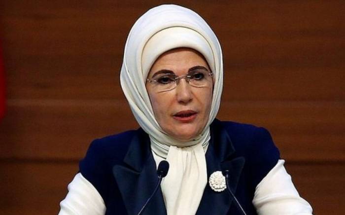Первая леди Турции поблагодарила Азербайджан за поддержку
