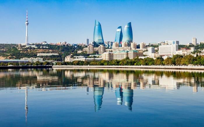 Британские СМИ: Азербайджан зарекомендовал себя как центр международной торговли и инвестиций
