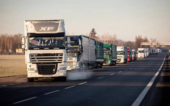 В Азербайджане импорт запчастей для грузовых автомобилей могут освободить от таможенной пошлины
