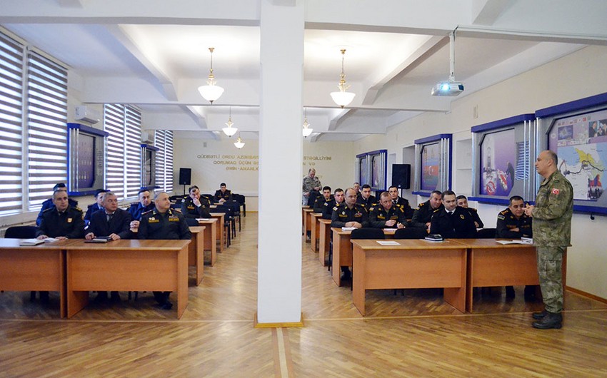 В Баку проходит учебный курс НАТО