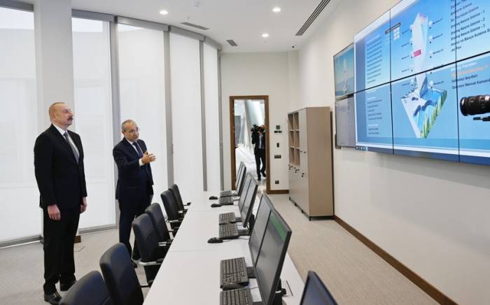 Президент принял участие в открытии нового административного здания Госслужбы по вопросам имущества -ФОТО
